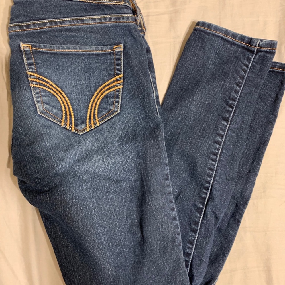 HOLLISTER SKINNY JEANS